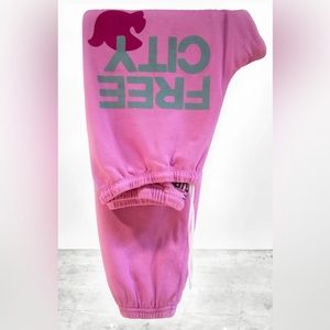 FREECITYlarge sweatpant- pinklove size S